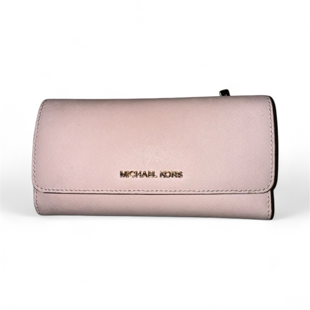 MICHAEL KORS 
Jet Set Travel Crossgrain Leather Tri-Fold Wallet